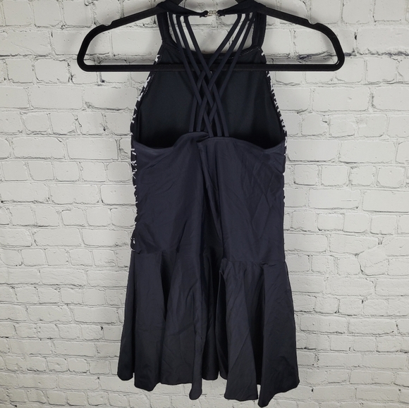 Geographic print boy short strappy swim dress - Picture 2 of 8